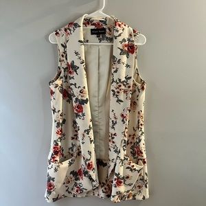 90’s vintage floral vest with pockets
